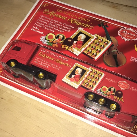 GERMAN MERCEDES DIE CAST MOZART TRUCK - Picture 7 of 7